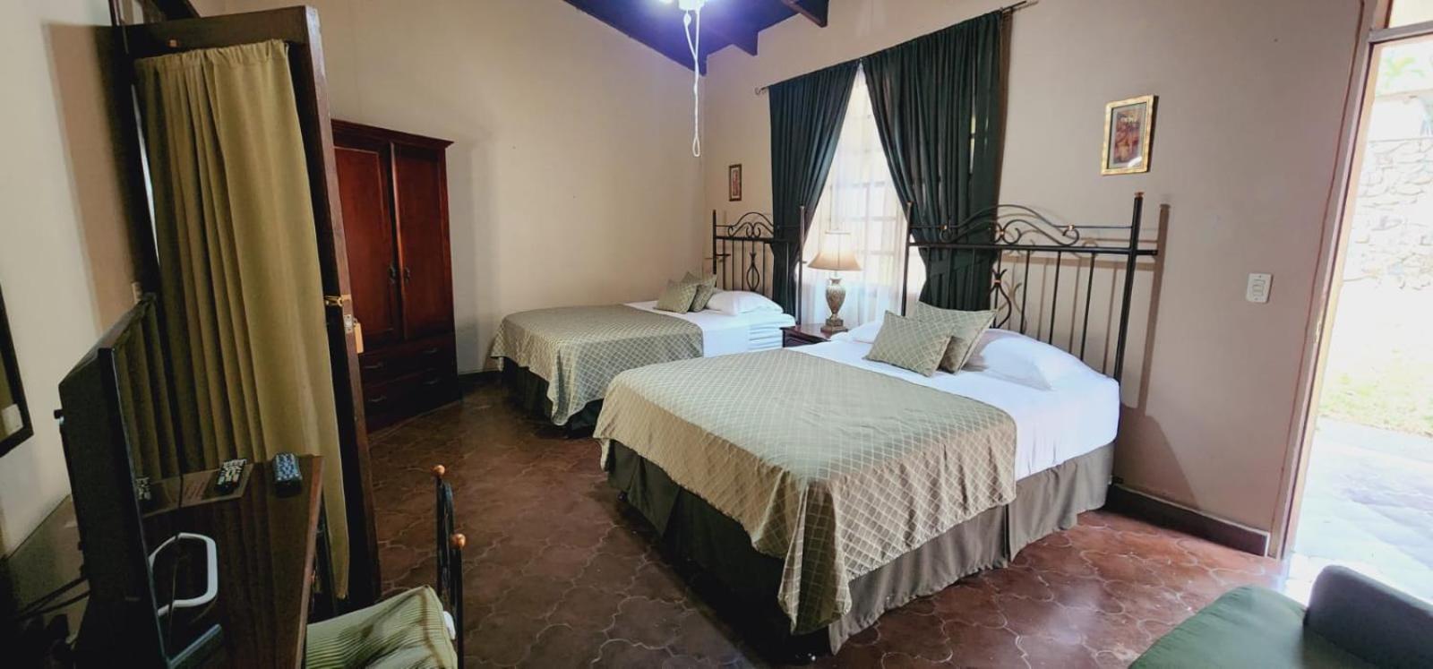 סן פדרו סולה Camilas Hotel מראה חיצוני תמונה