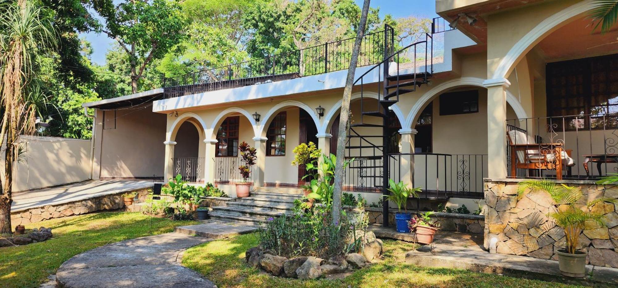 סן פדרו סולה Camilas Hotel מראה חיצוני תמונה