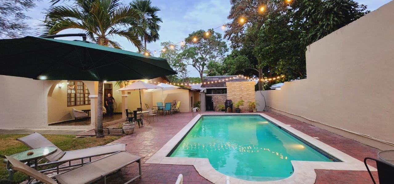סן פדרו סולה Camilas Hotel מראה חיצוני תמונה